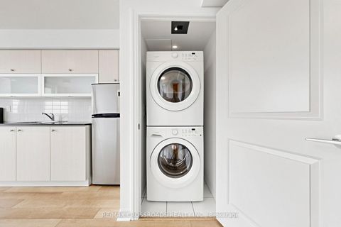 Photo 9 at 1501 - 275 Yorkland Road, Henry Farm, Toronto