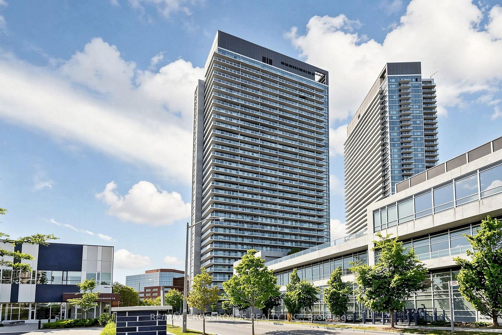 1501 - 275 Yorkland Road, Henry Farm, Toronto photo 5