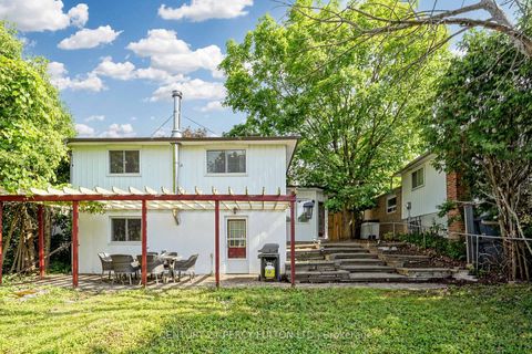 Photo 44 at 10 Devins Drive, Aurora Heights, Aurora