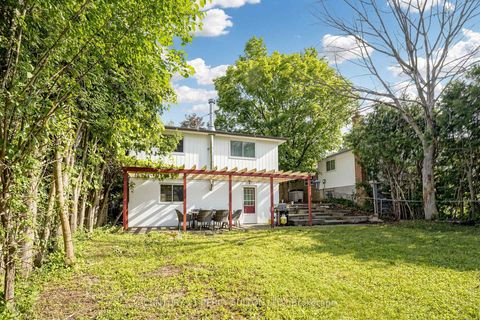 Photo 46 at 10 Devins Drive, Aurora Heights, Aurora