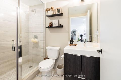 Photo 10 at 614 - 3100 Keele Street, CFB, Toronto