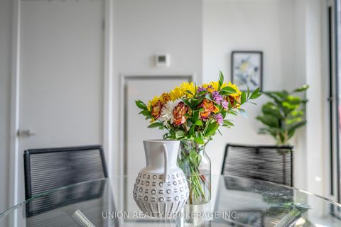 Photo 4 at 503 - 665 Kingston Road, The Beaches, Toronto