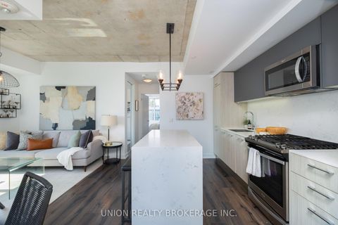 Photo 12 at 503 - 665 Kingston Road, The Beaches, Toronto