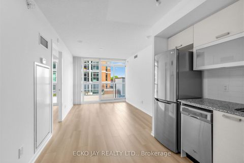 Photo 3 at 528 - 68 Abell Street, Little Portugal, Toronto