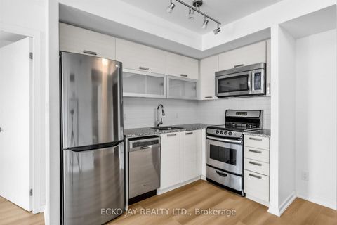 Photo 6 at 528 - 68 Abell Street, Little Portugal, Toronto