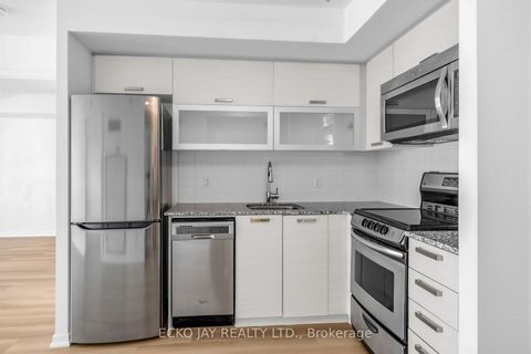 Photo 7 at 528 - 68 Abell Street, Little Portugal, Toronto