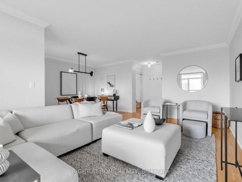 Photo 8 at 2206 - 18 Sommerset Way, Willowdale East, Toronto