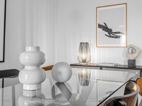 Photo 9 at 2206 - 18 Sommerset Way, Willowdale East, Toronto
