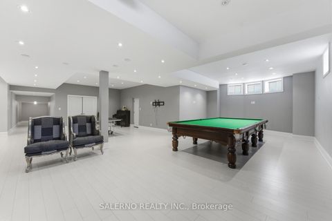 Photo 36 at 21 Stallions Court, Rural Vaughan, Vaughan
