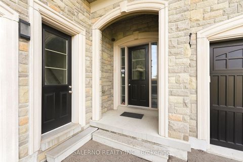 Photo 39 at 21 Stallions Court, Rural Vaughan, Vaughan