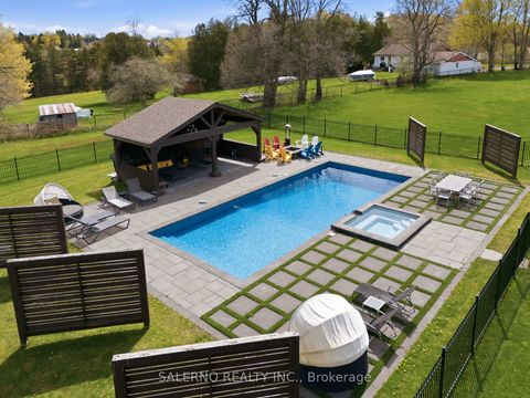 Photo 43 at 21 Stallions Court, Rural Vaughan, Vaughan