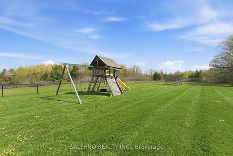Photo 46 at 21 Stallions Court, Rural Vaughan, Vaughan