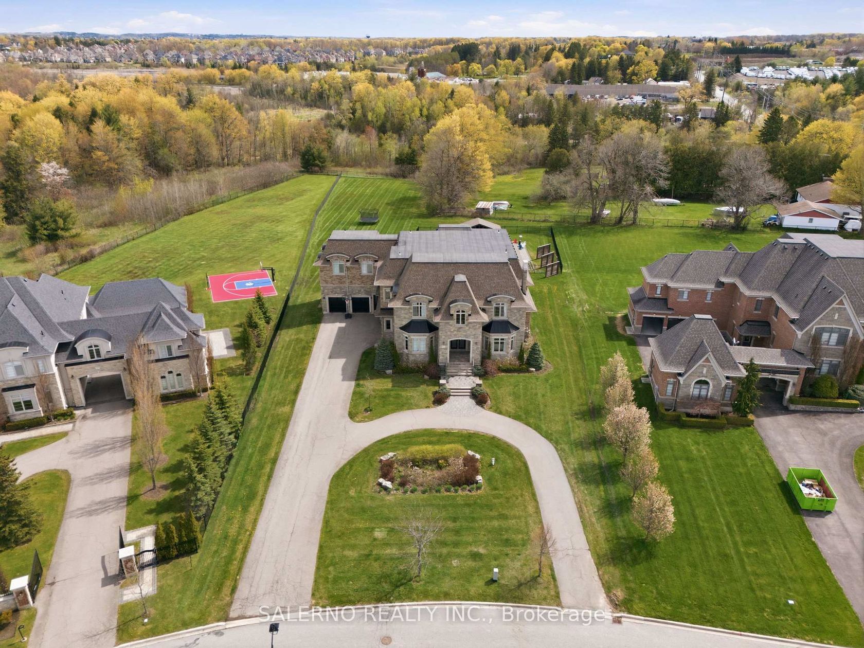21 Stallions Court, Rural Vaughan, Vaughan photo 1