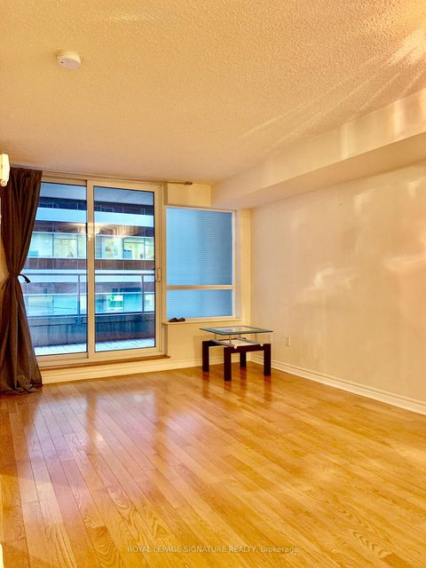 Photo 6 at 313 - 270 Wellington Street W, Waterfront Communities C1, Toronto