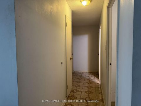 Photo 9 at 409 - 15 London Green Court, Jane Heights, Toronto