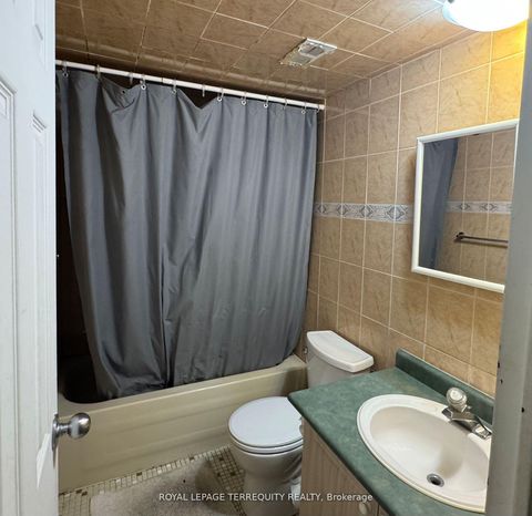 Photo 13 at 409 - 15 London Green Court, Jane Heights, Toronto