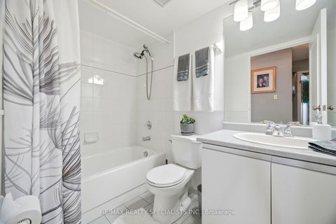 Photo 22 at 805 - 5 Rowntree Road N, Jamestown, Toronto