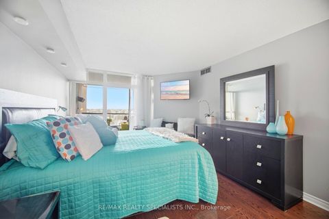 Photo 25 at 805 - 5 Rowntree Road N, Jamestown, Toronto