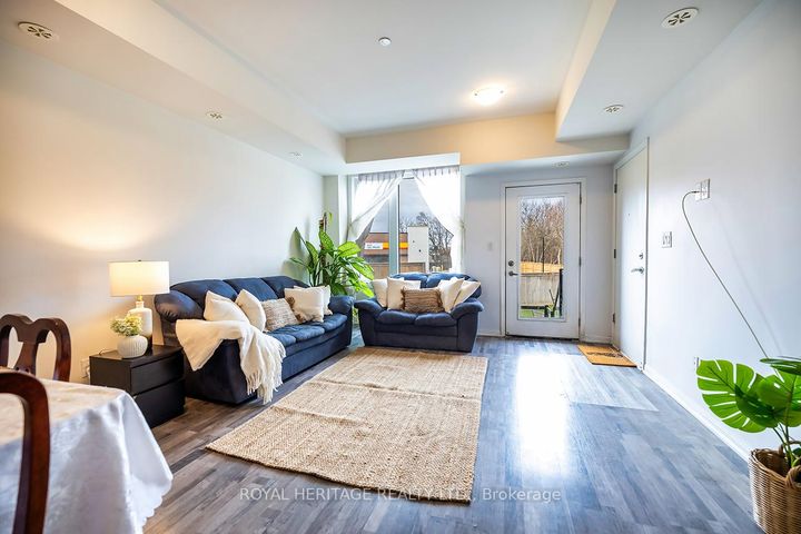 Photo 7 at 413 - 1460 Whites Road, Woodlands, Pickering
