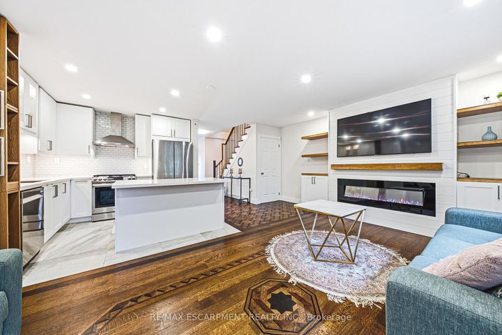 Photo 3 at C - 2116 Prospect Street, Brant, Burlington
