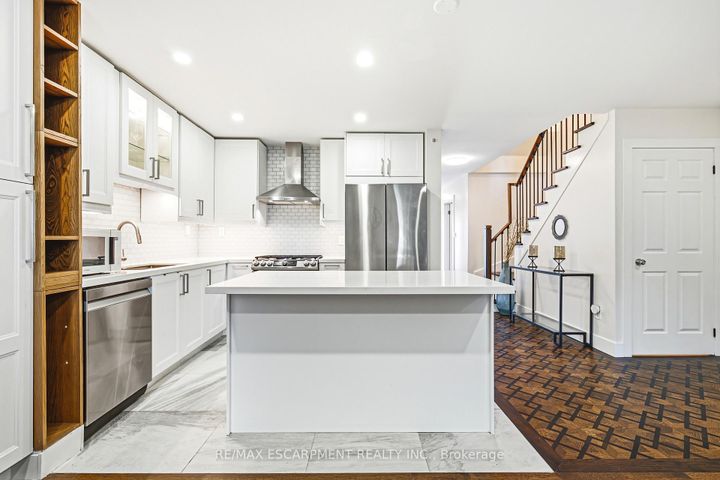 Photo 7 at C - 2116 Prospect Street, Brant, Burlington