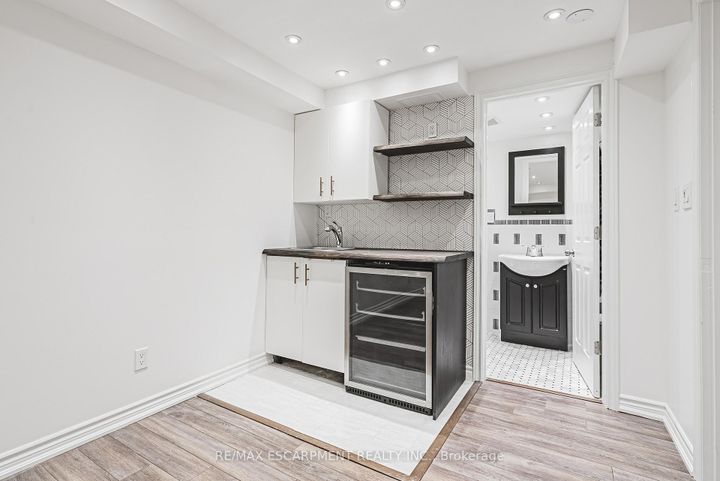 Photo 25 at C - 2116 Prospect Street, Brant, Burlington