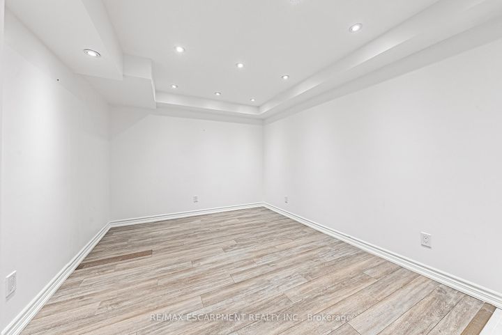Photo 27 at C - 2116 Prospect Street, Brant, Burlington