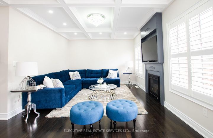 Photo 15 at 22 Valleyway Drive, Credit Valley, Brampton