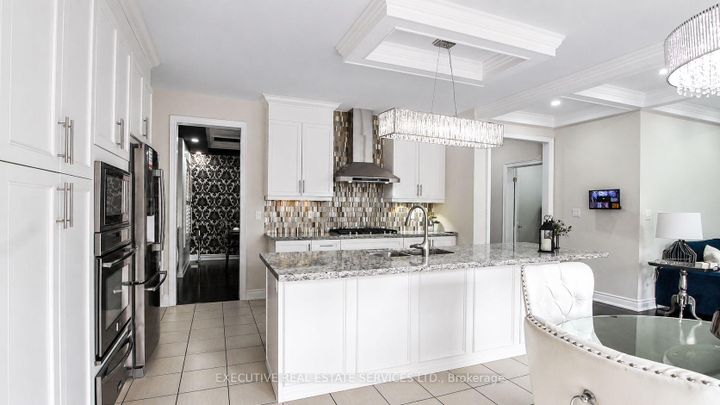 Photo 22 at 22 Valleyway Drive, Credit Valley, Brampton