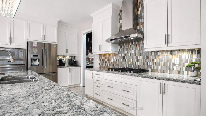 Photo 23 at 22 Valleyway Drive, Credit Valley, Brampton