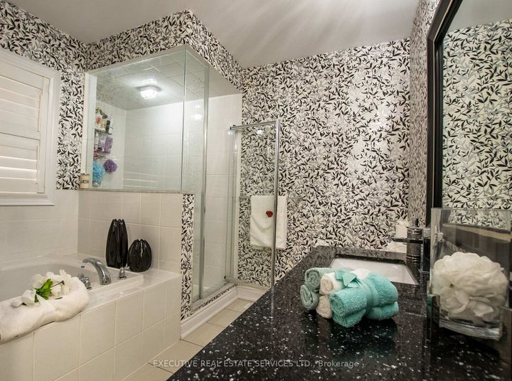 Photo 33 at 22 Valleyway Drive, Credit Valley, Brampton