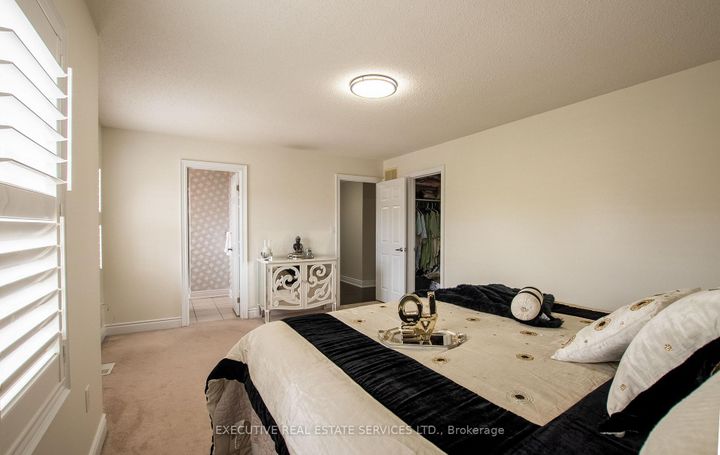 Photo 37 at 22 Valleyway Drive, Credit Valley, Brampton