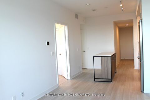 Photo 9 at A3410 - 30 Upper Mall Way, Brownridge, Vaughan