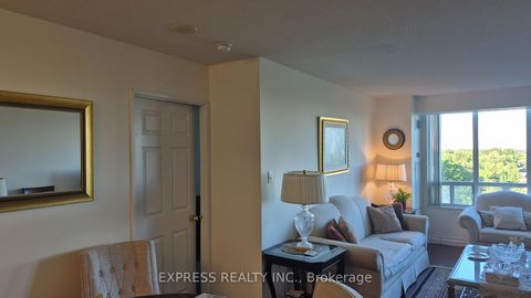 Photo 10 at 1107 - 256 Doris Avenue, Willowdale East, Toronto