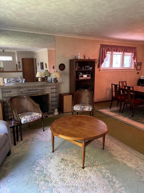 Photo 10 at 4 Winesap Place, Rosethorn, Toronto