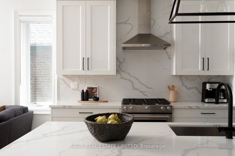Photo 13 at 59 Kalmar Avenue, Cliffside, Toronto