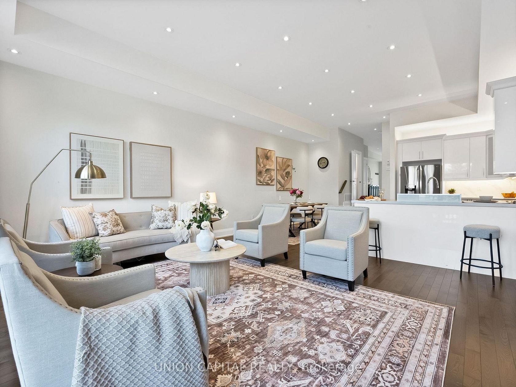 99A Leyton Avenue, Oakridge, Toronto 