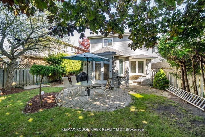 Photo 31 at 880 Castlegrove Avenue, McLaughlin, Oshawa