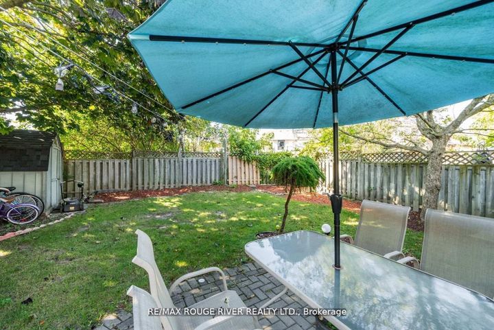Photo 34 at 880 Castlegrove Avenue, McLaughlin, Oshawa