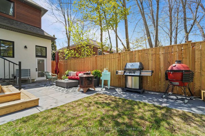 Photo 41 at 130 Lake Promenade, Long Branch, Toronto