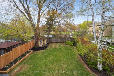 Photo 19 at 130 Lake Promenade, Long Branch, Toronto
