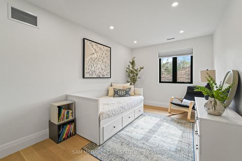 Photo 23 at 130 Lake Promenade, Long Branch, Toronto