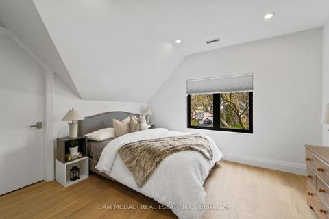 Photo 26 at 130 Lake Promenade, Long Branch, Toronto