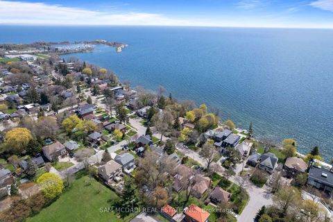 Photo 44 at 130 Lake Promenade, Long Branch, Toronto
