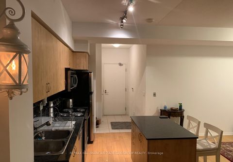 Photo 13 at 3301 - 215 Fort York Boulevard, Niagara, Toronto