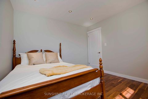 Photo 19 at 121 Sammon Avenue, East York, Toronto