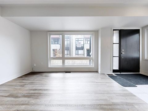 Photo 4 at 41 Gerussi Street, Vellore Village, Vaughan
