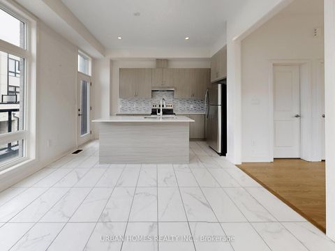 Photo 14 at 41 Gerussi Street, Vellore Village, Vaughan