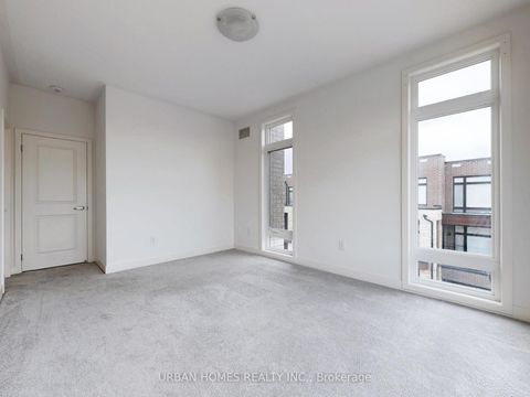 Photo 22 at 41 Gerussi Street, Vellore Village, Vaughan