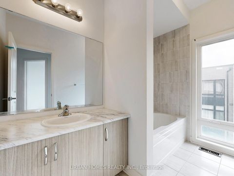 Photo 31 at 41 Gerussi Street, Vellore Village, Vaughan